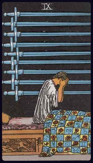 Carta del tarot Nueve de Espadas